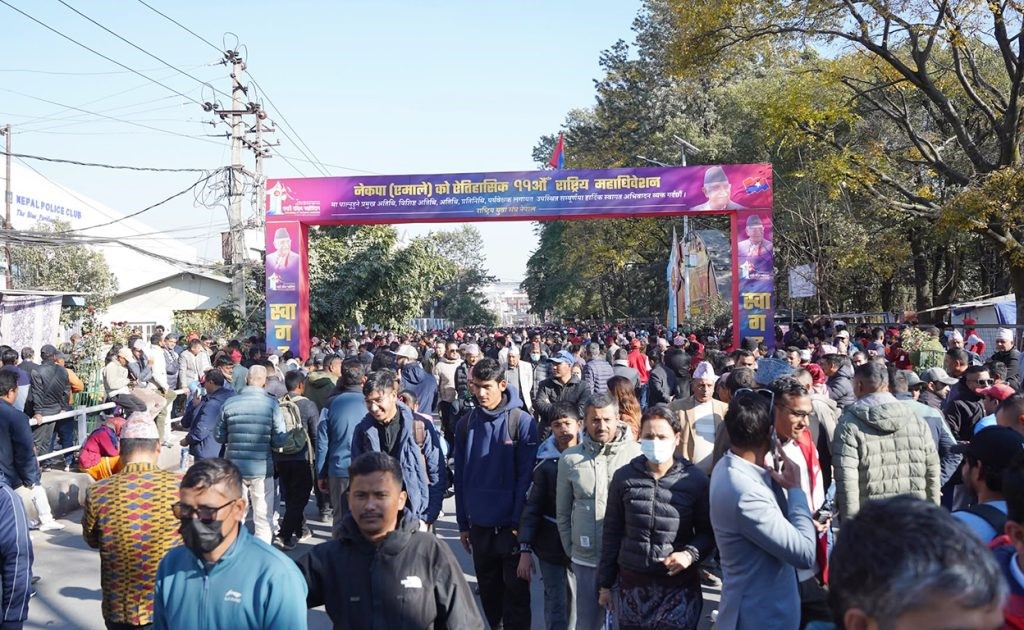 एमालेमा नयाँ नेतृत्व चयनका लागि आज निर्वाचन हुँदै