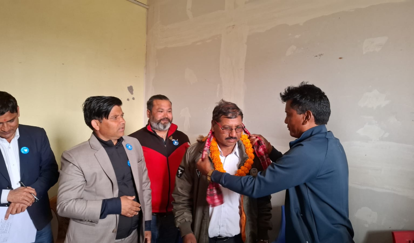 कैलालीमा उम्मेदवारले फेरे पाटी