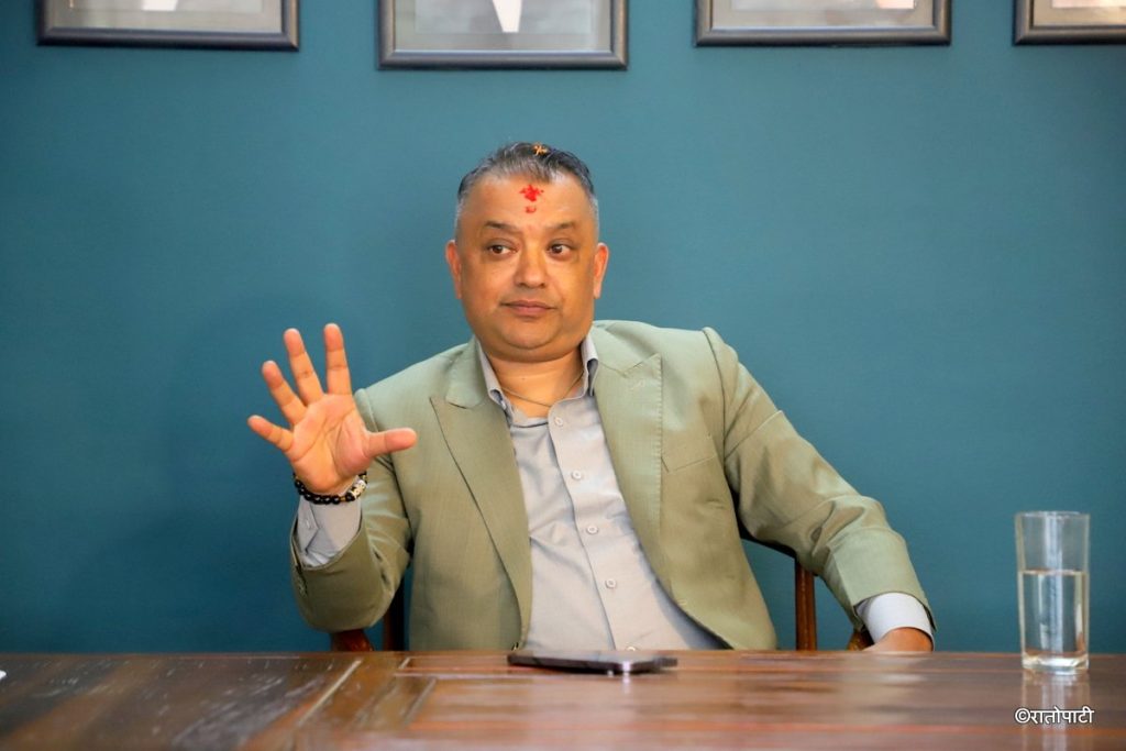 लोकतन्त्रको उपलब्धि रक्षा गर्दै समृद्ध नेपाल निर्माणमा जुटौँ: काँग्रेस सभापति थापा